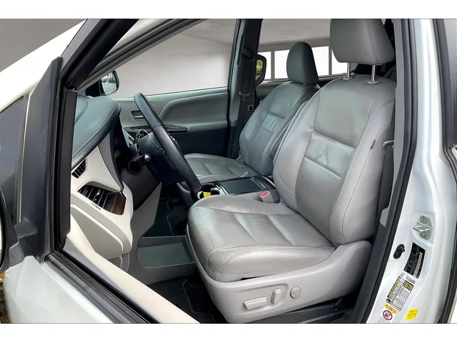 SEMINUEVOS TOYOTA Sienna a Gainesville en Gainesville Hyundai