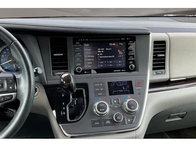 SEMINUEVOS TOYOTA Sienna a Gainesville en Gainesville Hyundai