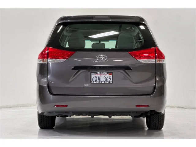 Pre-Owned TOYOTA Sienna at Anderson Honda in Palo Alto