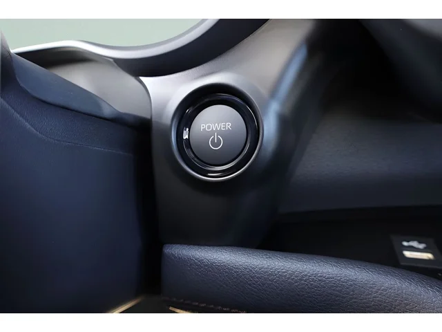 Nuevos TOYOTA SIENNA à Estados chez autogozo