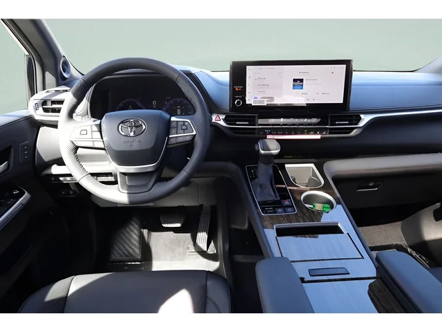 Nuevos TOYOTA SIENNA à Estados chez autogozo