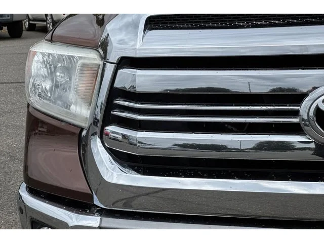 SEMINUEVOS TOYOTA Tundra at ELK GROVE in Elk Grove Buick GMC