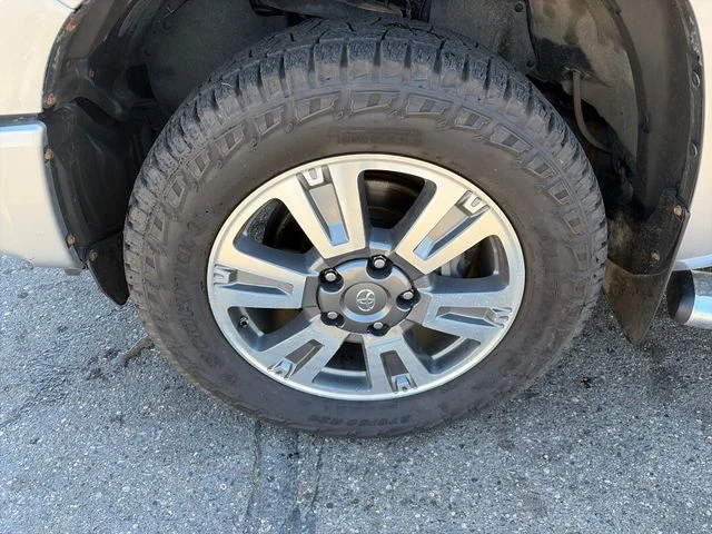 SEMINUEVOS TOYOTA Tundra a Estados en autogozo