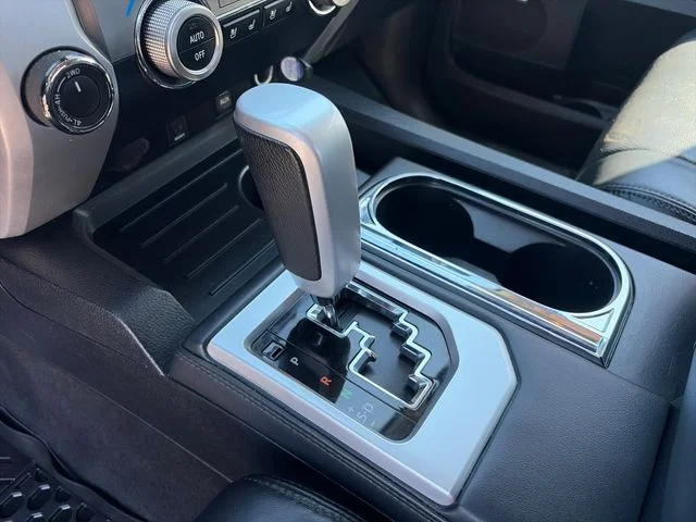 SEMINUEVOS TOYOTA Tundra a Estados en autogozo