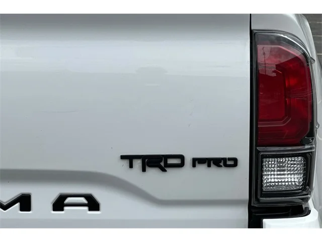 SEMINUEVOS TOYOTA Tacoma at ELK GROVE in Elk Grove Buick GMC
