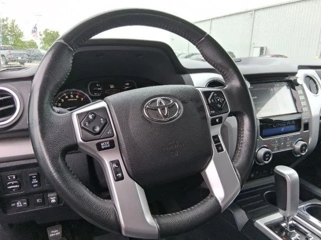 SEMINUEVOS TOYOTA Tundra a Estados en autogozo