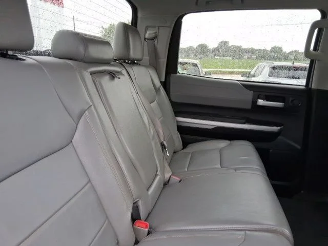 SEMINUEVOS TOYOTA Tundra a Estados en autogozo