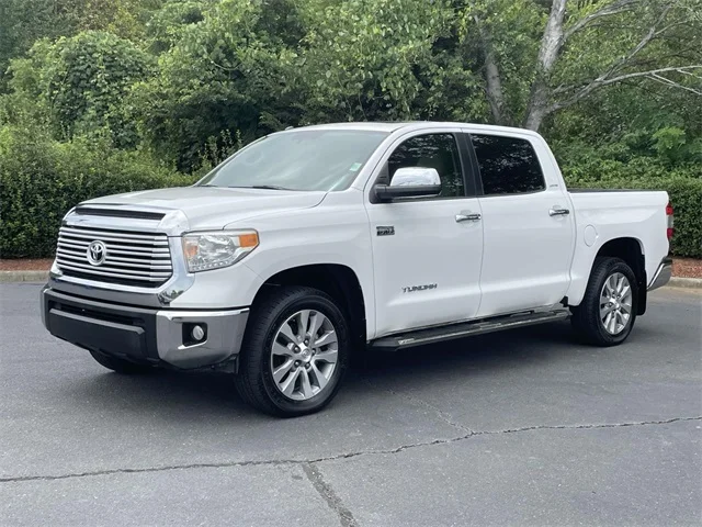 SEMINUEVOS TOYOTA Tundra a Huntersville en Huntersville Ford