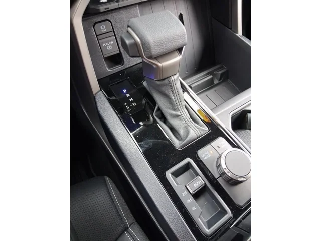 Nuevos TOYOTA TUNDRA à Estados chez autogozo