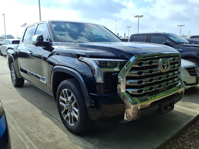 SEMINUEVOS TOYOTA Tundra a Estados en autogozo