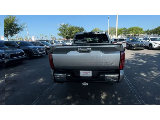 SEMINUEVOS TOYOTA Tundra a Estados en autogozo