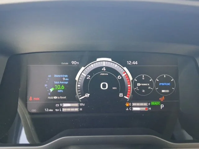 Nuevos TOYOTA TUNDRA HYBRID à Estados chez autogozo