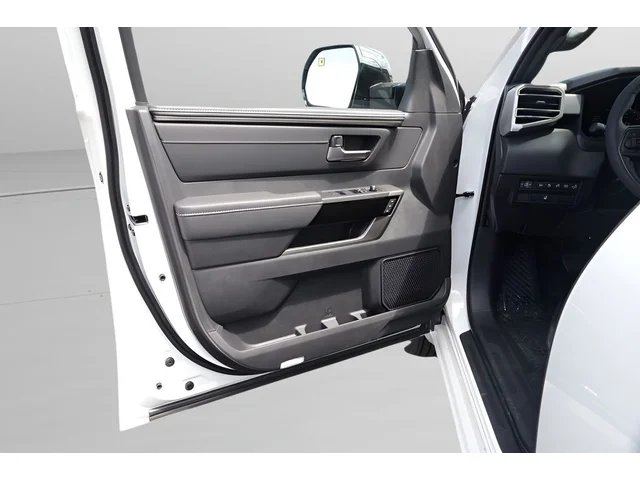 Nuevos TOYOTA TUNDRA HYBRID à Estados chez autogozo