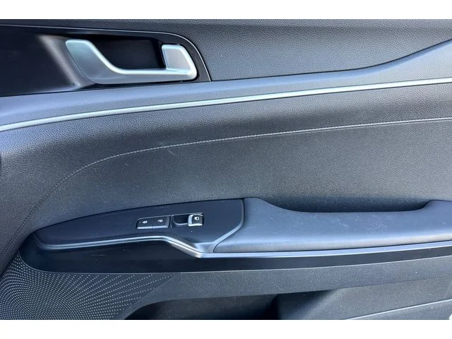 SEMINUEVOS KIA K5 at ELK GROVE in Elk Grove Buick GMC