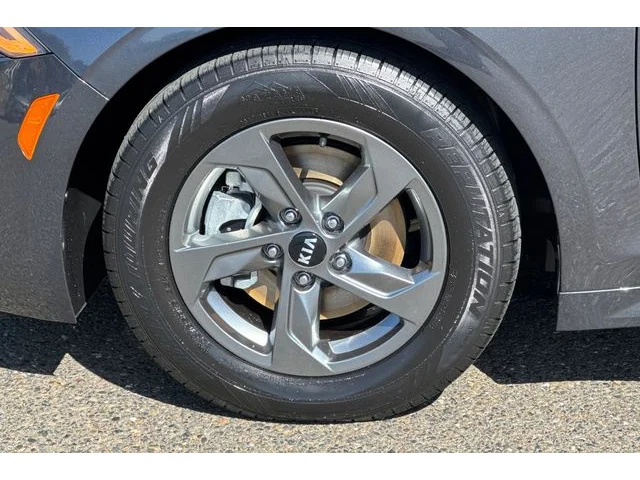 SEMINUEVOS KIA K5 at ELK GROVE in Elk Grove Buick GMC