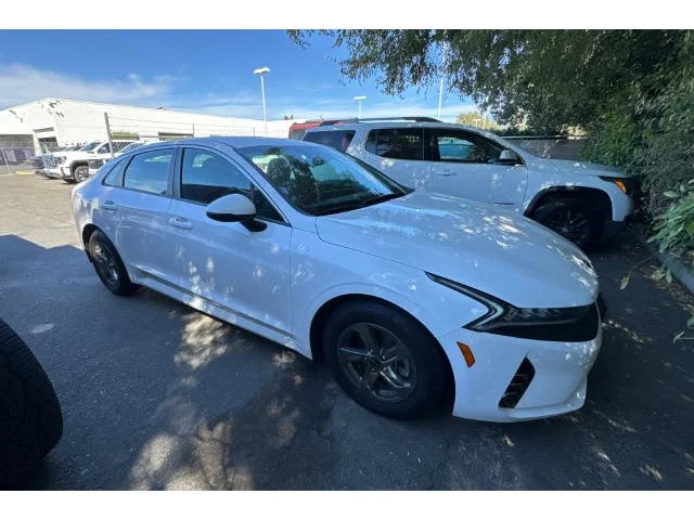 SEMINUEVOS KIA K5 at ELK GROVE in Elk Grove Buick GMC