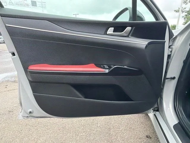 SEMINUEVOS KIA K5 a Estados en autogozo
