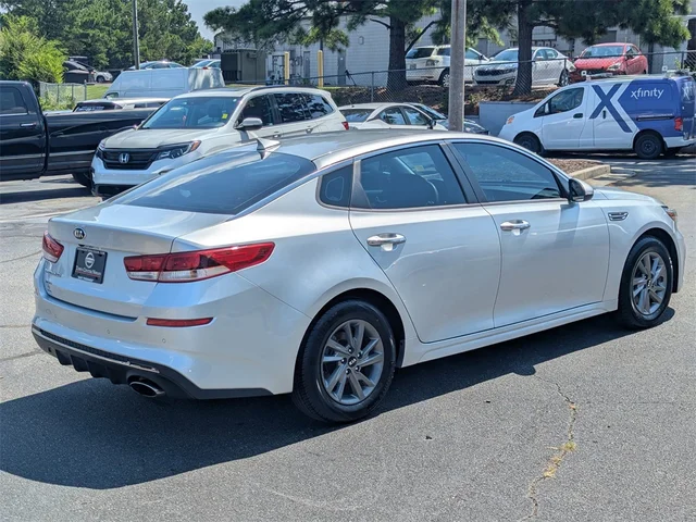 SEMINUEVOS KIA Optima a Estados en autogozo