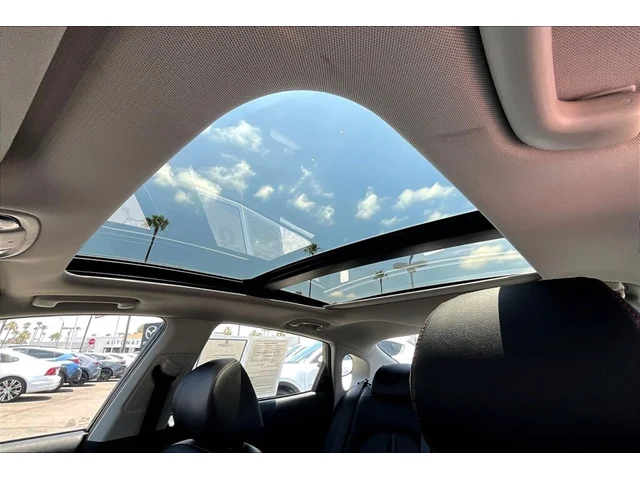 SEMINUEVOS KIA Optima a Tustin    en TUSTIN MAZDA