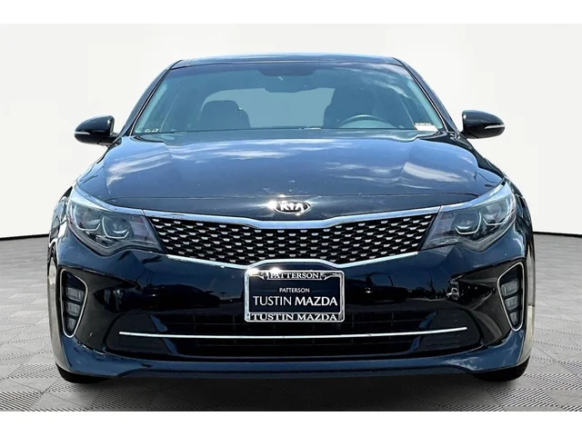 SEMINUEVOS KIA Optima a Tustin    en TUSTIN MAZDA