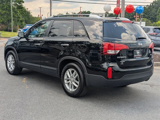 SEMINUEVOS KIA Sorento at Kennesaw, in Town Center Nissan