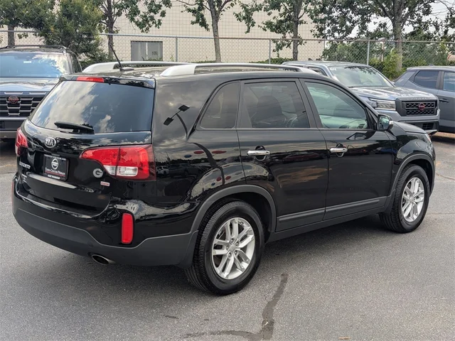 SEMINUEVOS KIA Sorento at Kennesaw, in Town Center Nissan
