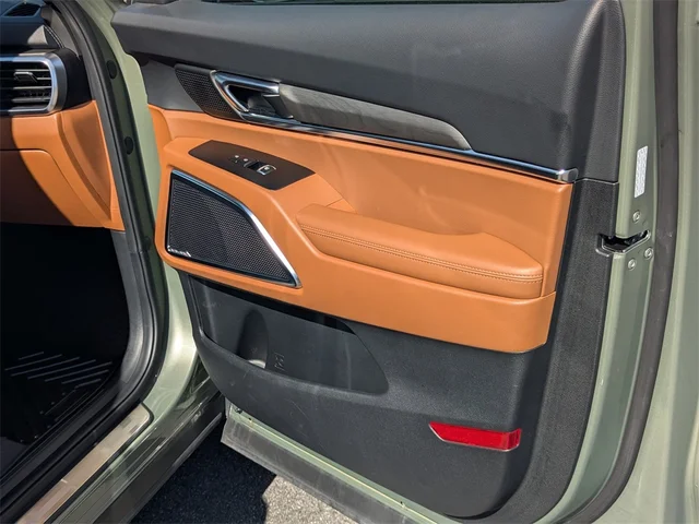 SEMINUEVOS KIA Telluride at Kennesaw, in Town Center Nissan