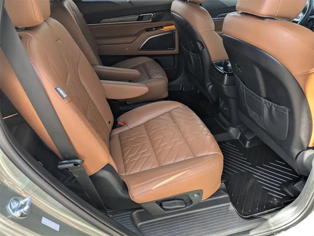 SEMINUEVOS KIA Telluride at Kennesaw, in Town Center Nissan