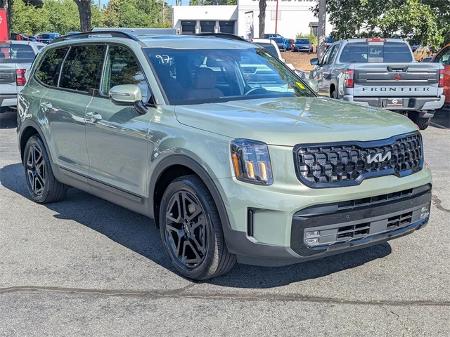 SEMINUEVOS KIA Telluride at Kennesaw, in Town Center Nissan