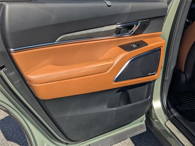 SEMINUEVOS KIA Telluride at Kennesaw, in Town Center Nissan