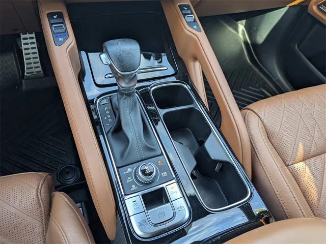 SEMINUEVOS KIA Telluride at Kennesaw, in Town Center Nissan