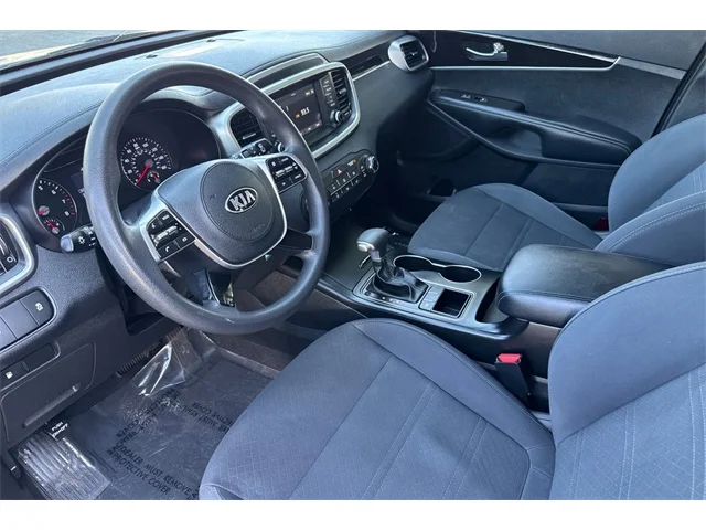 SEMINUEVOS KIA Sorento at ELK GROVE in Elk Grove Buick GMC