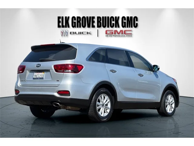 SEMINUEVOS KIA Sorento at ELK GROVE in Elk Grove Buick GMC