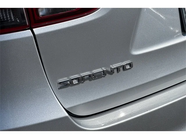 SEMINUEVOS KIA Sorento at ELK GROVE in Elk Grove Buick GMC