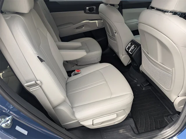 SEMINUEVOS KIA Sorento at Kennesaw, in Town Center Nissan