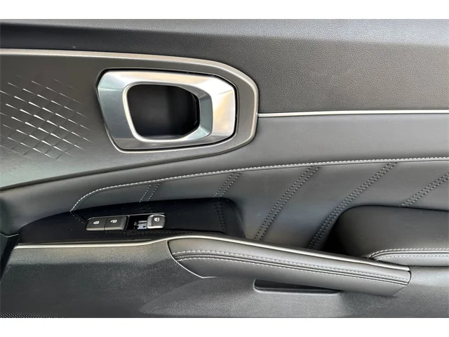 SEMINUEVOS KIA Sorento at ELK GROVE in Elk Grove Buick GMC