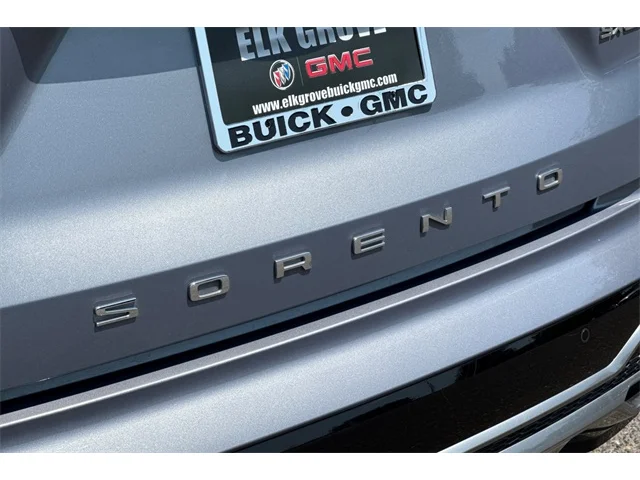 SEMINUEVOS KIA Sorento at ELK GROVE in Elk Grove Buick GMC