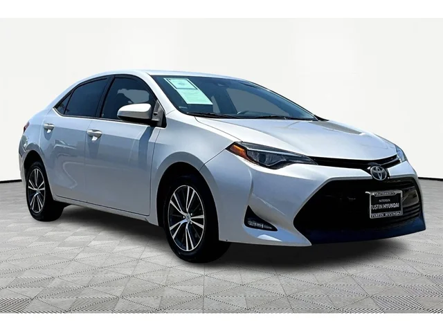 SEMINUEVOS TOYOTA Corolla a Tustin    en Tustin Hyundai