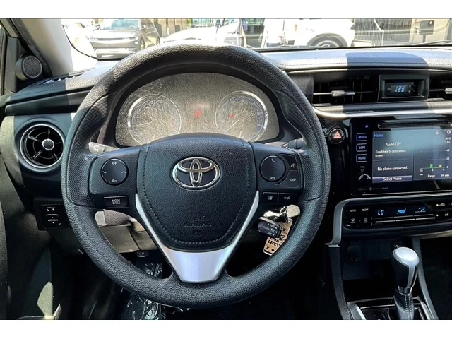 SEMINUEVOS TOYOTA Corolla a Tustin    en Tustin Hyundai