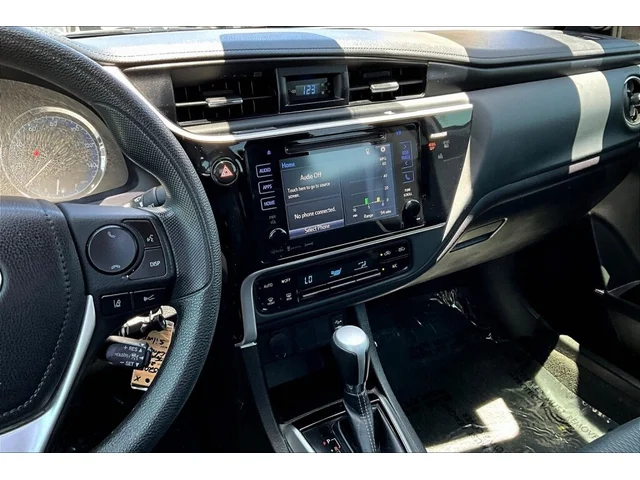 SEMINUEVOS TOYOTA Corolla a Tustin    en Tustin Hyundai