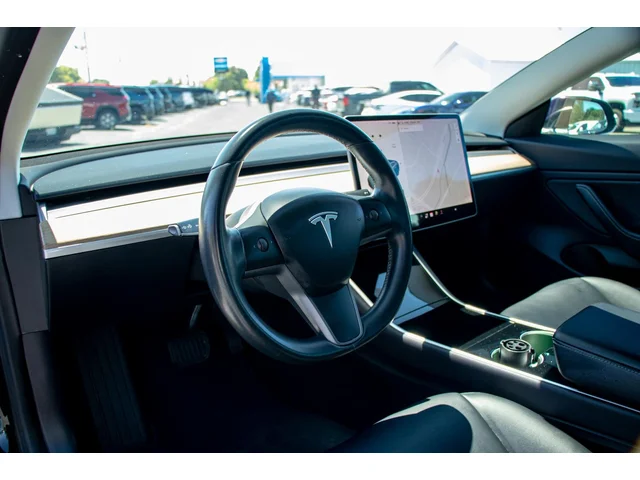 SEMINUEVOS TESLA Model 3 a Estados en autogozo