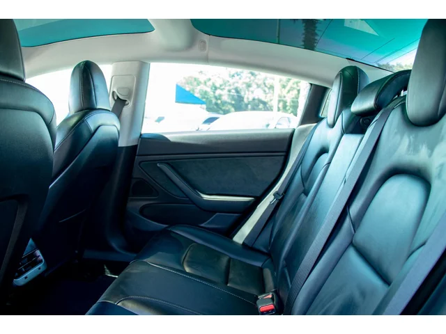 SEMINUEVOS TESLA Model 3 a Estados en autogozo