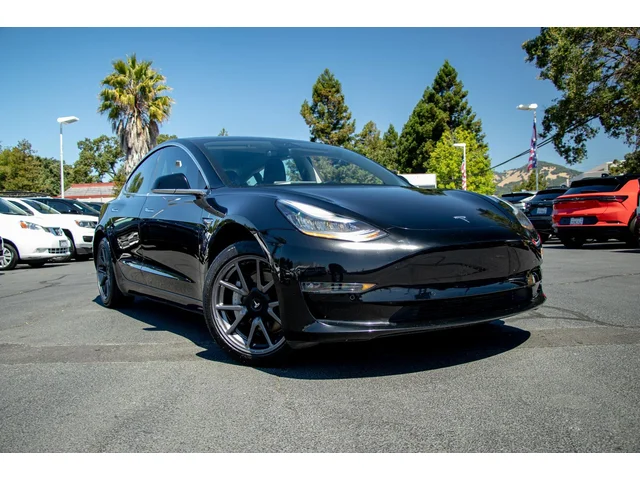 SEMINUEVOS TESLA Model 3 a Estados en autogozo