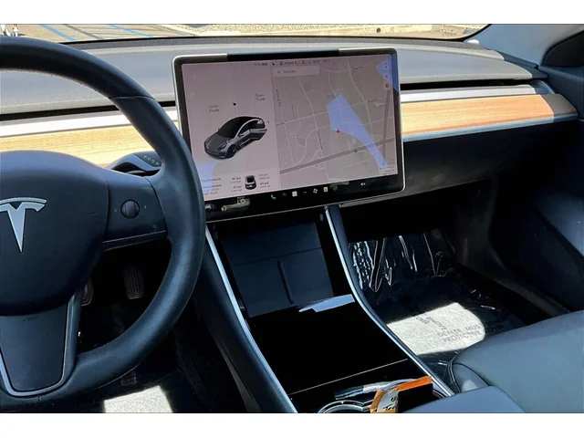 SEMINUEVOS TESLA Model 3 a Tustin    en Tustin Hyundai
