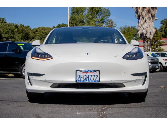 SEMINUEVOS TESLA Model 3 a Estados en autogozo