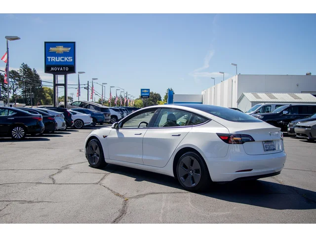 SEMINUEVOS TESLA Model 3 a Estados en autogozo