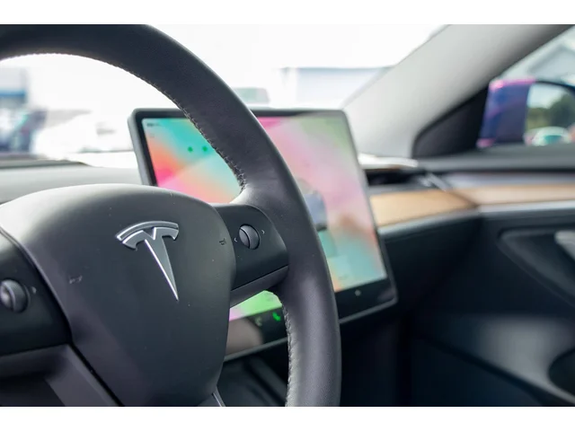 SEMINUEVOS TESLA Model 3 a Estados en autogozo