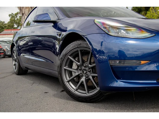 SEMINUEVOS TESLA Model 3 a Estados en autogozo