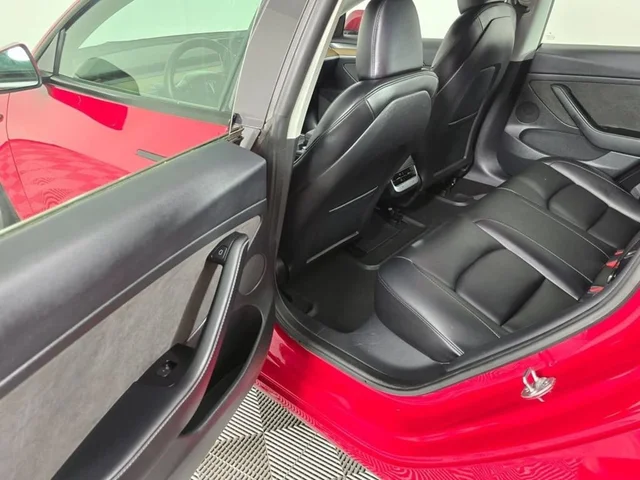 SEMINUEVOS TESLA Model 3 a Estados en autogozo