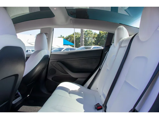 SEMINUEVOS TESLA Model 3 a Estados en autogozo